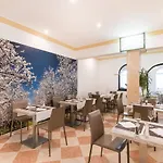 Baviera فندق كالا راتخاذا