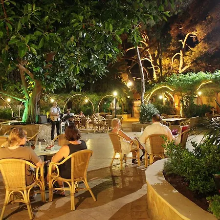فندق Baviera