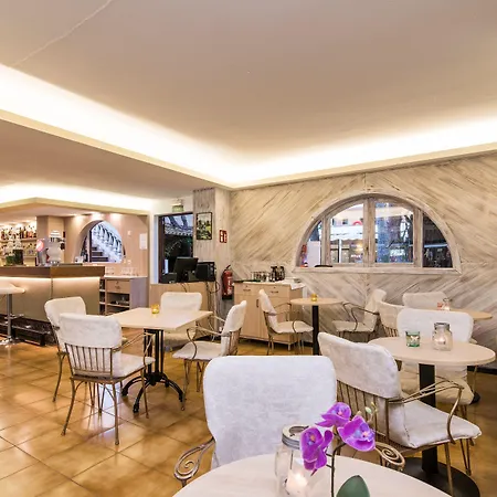 Hotell Baviera Cala Ratjada (Mallorca)