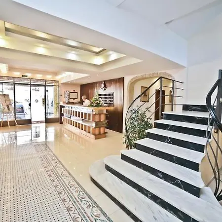 Ξενοδοχείο Baviera Cala Ratjada (Mallorca)