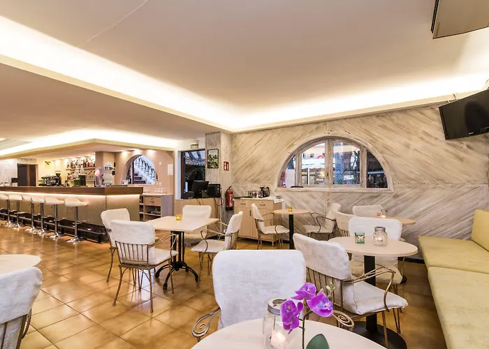 Hotel Baviera Cala Ratjada (Mallorca)